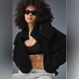 ALO Yoga Sherpa Black Jacket small